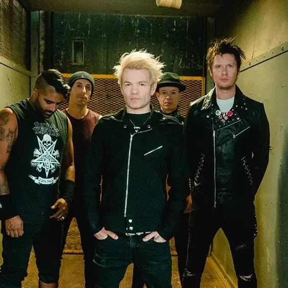 From Fat Lip to Final Bow: Sum 41's Journey Comes to an End - Folk